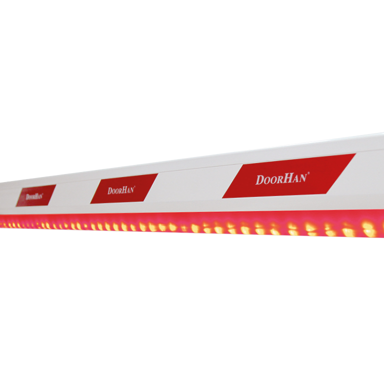 长度为3至6米的带背光矩形起落杆（长度单位为1米） 。